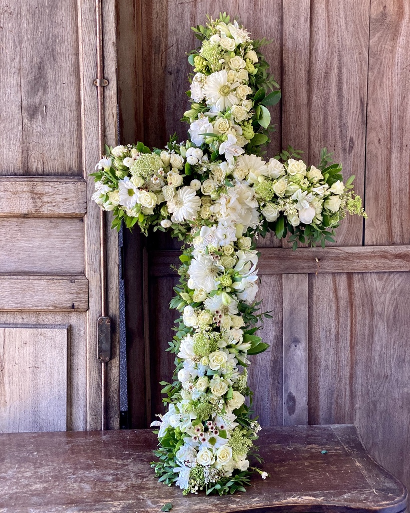 Cruz Verde y Blanca