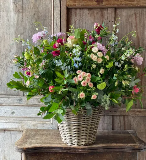 [W-CESREDGRITEMP] Cesta Redonda con Flores de Temporada